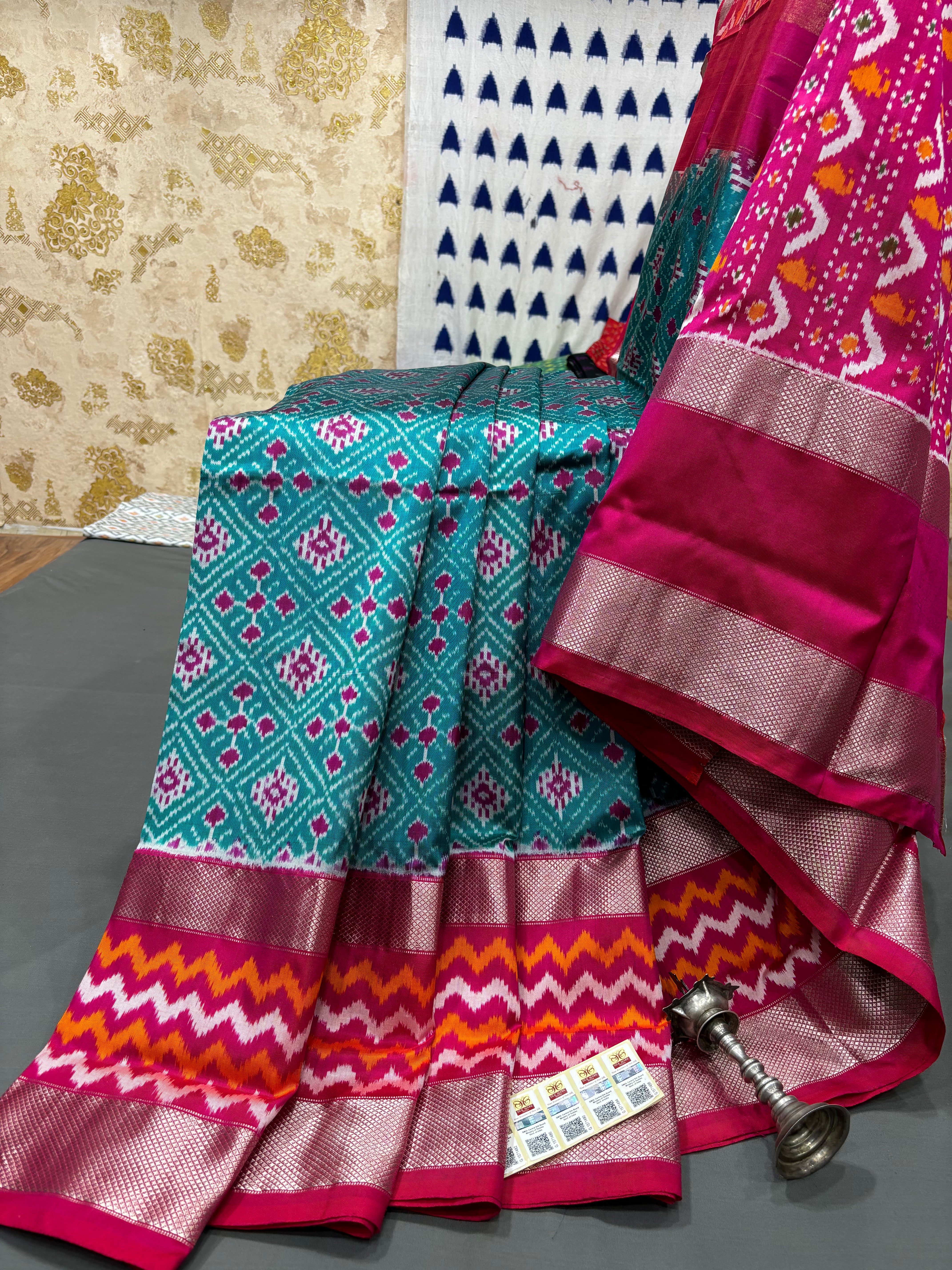 HANDLOOM SILK POCHAMPALLY IKAT SAREE WITH ZARI BORDER 04