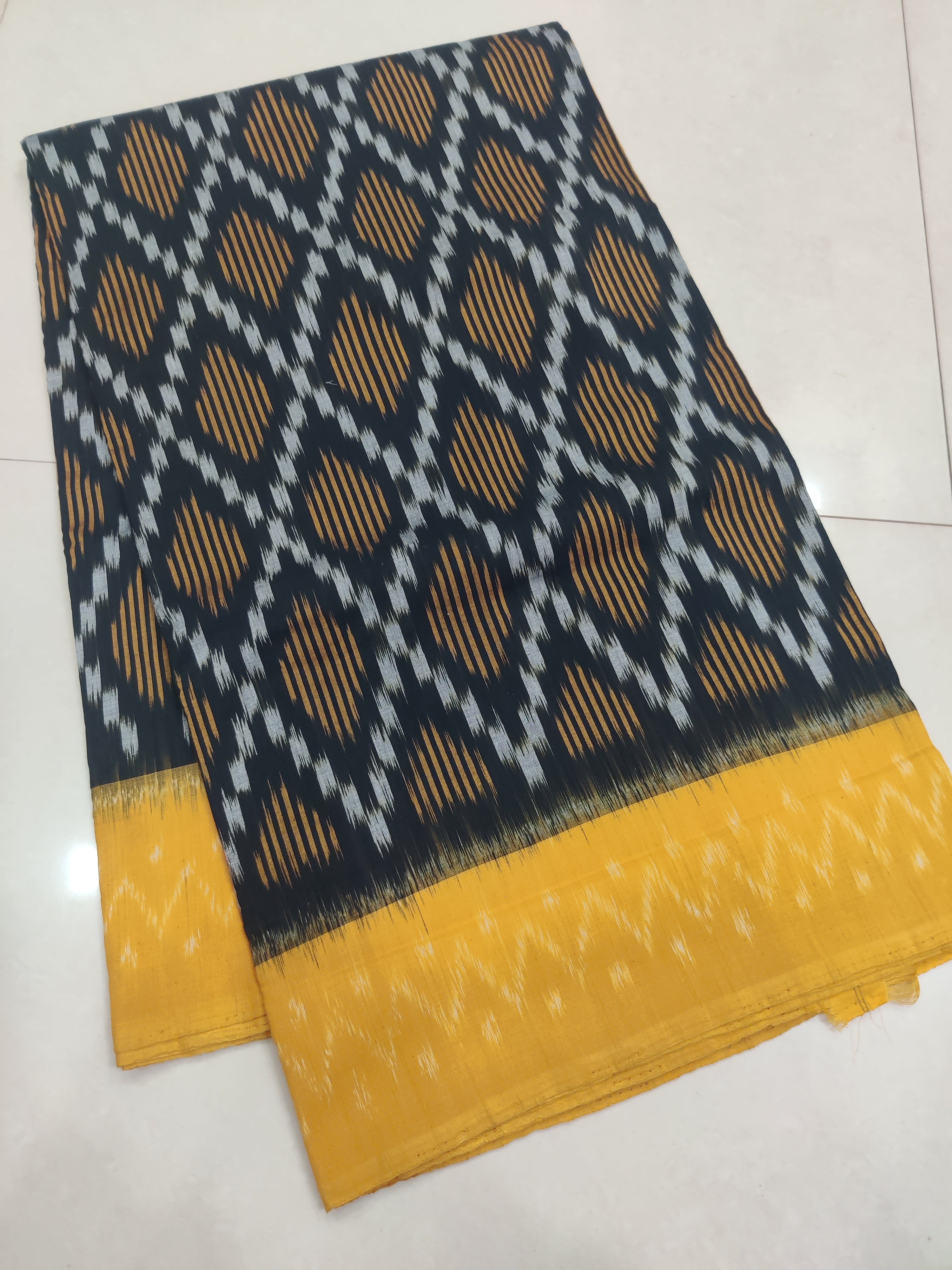 YELLOW - MERCERISED PURE COTTON HANDLOOM POCHAMPALLY IKAT SAREE 73
