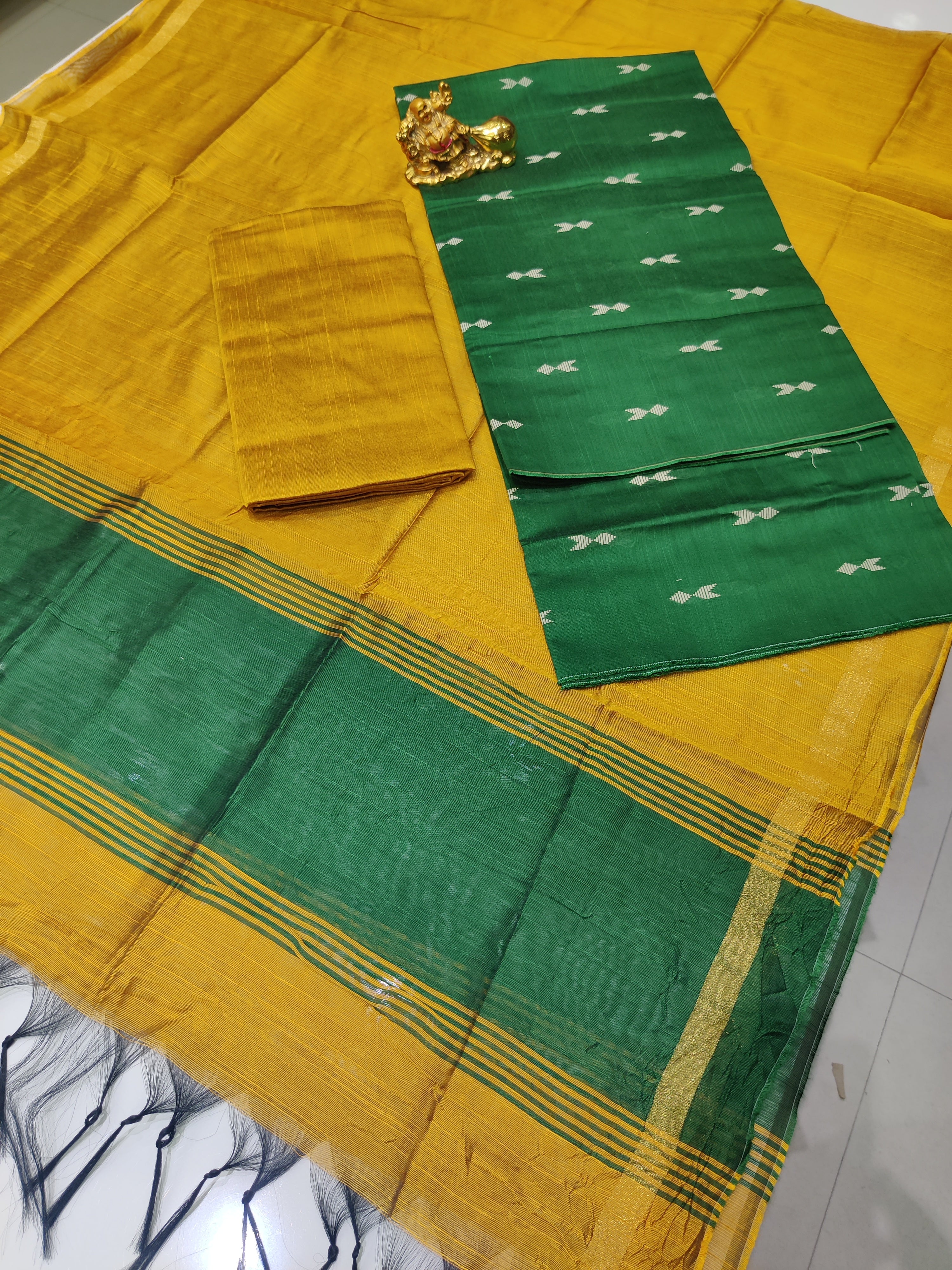 MULTICOLOR– 3PC RAW SILK SUIT SET WITH BUTTI WEAVING & SLUB SILK JACQUARD DUPATTA 05